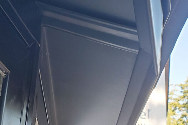 custom-soffit-panels-with-profiled-cleats