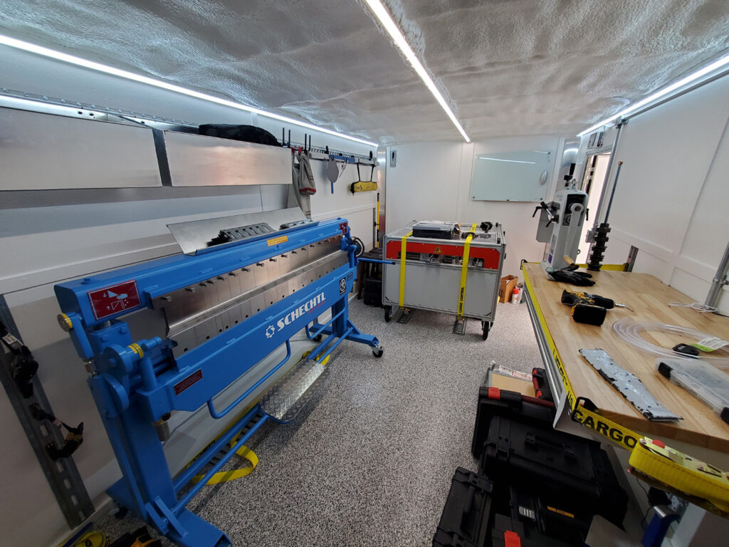 mobile-fab-center-2 mobile-fab-center